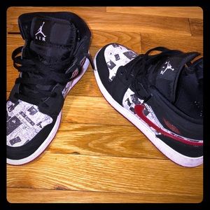 too much storage ! 🥱